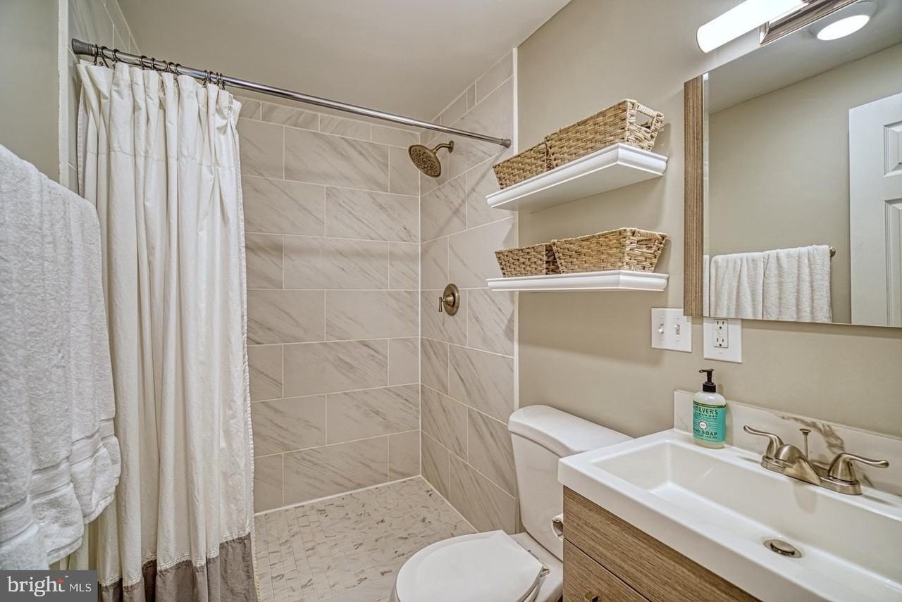 8593 Fairfax Street - Photo 6 of 32