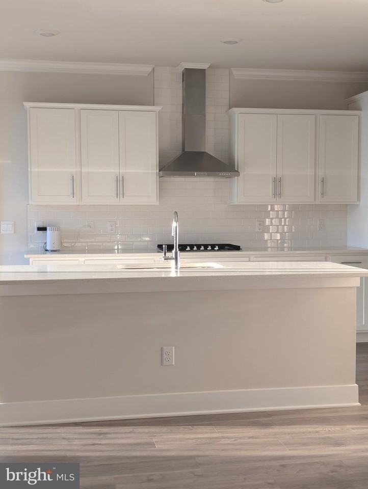 14997 Walter Robinson Ln - Photo 7 of 50