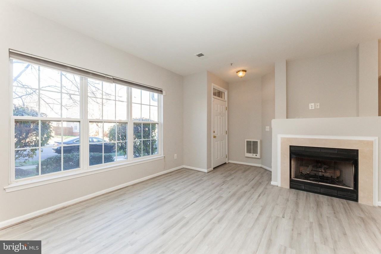 5039 Anchorstone Dr Unit 5039 #5039 - Photo 7 of 36