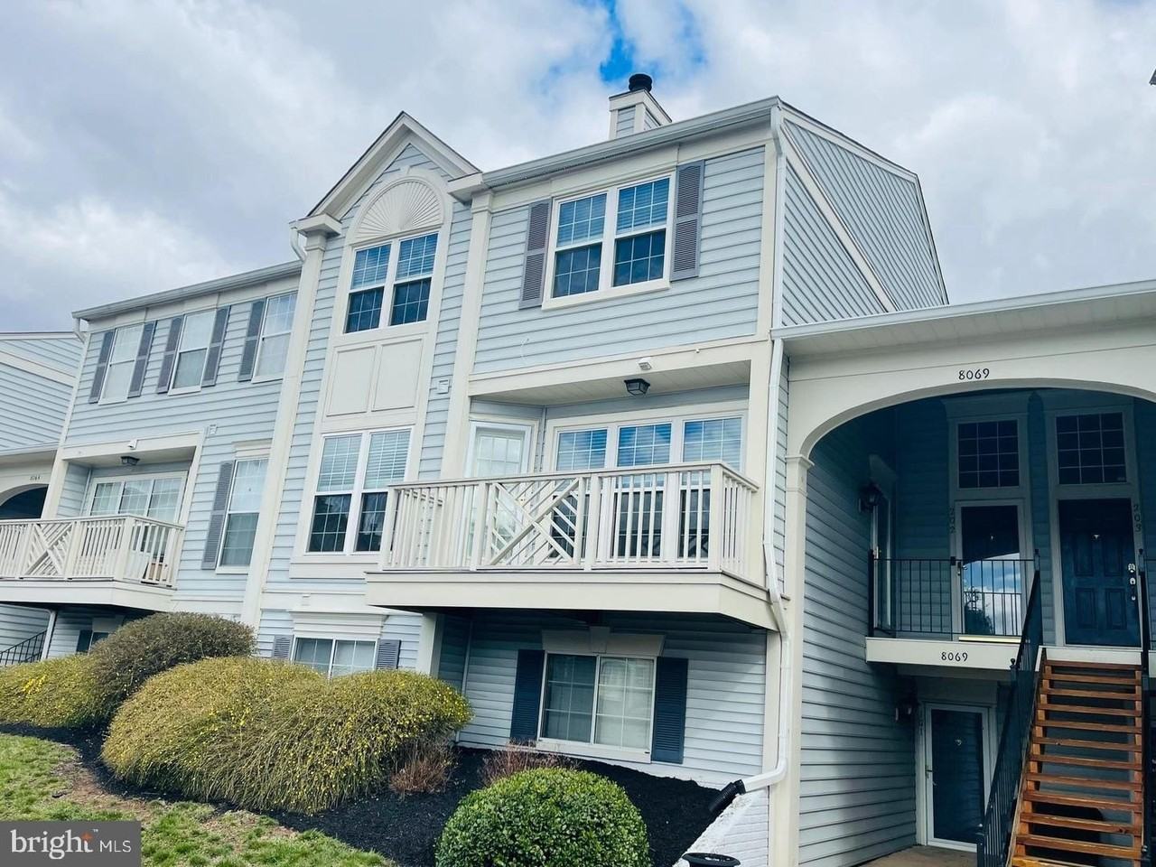 8069 Stonewall Brigade Ct Apt 201 #201 - Photo 3 of 31