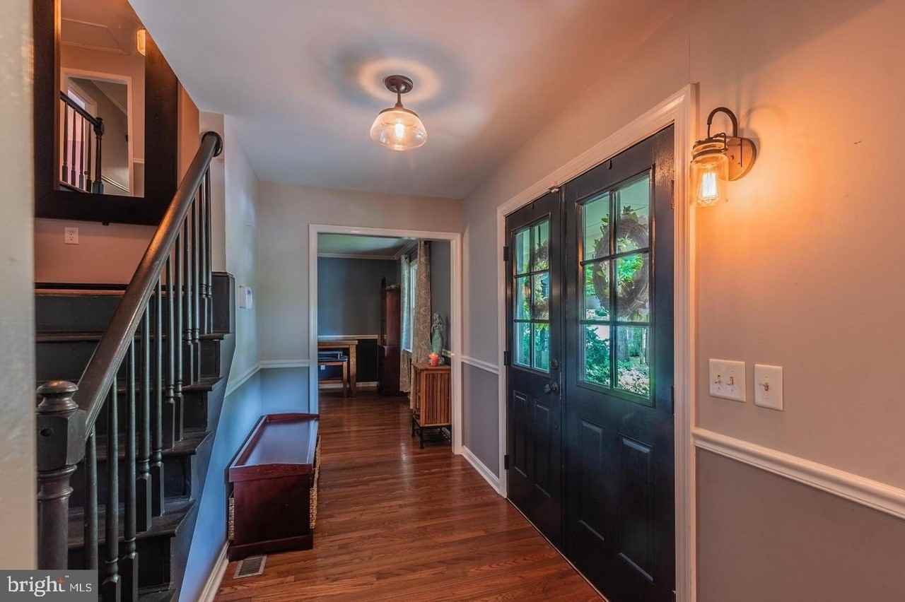 607 Lancaster St - Photo 7 of 40