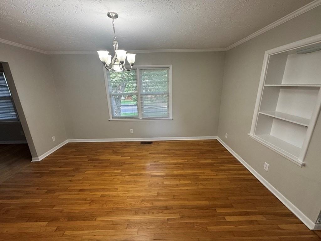 145 S Maple Ave - Photo 6 of 21