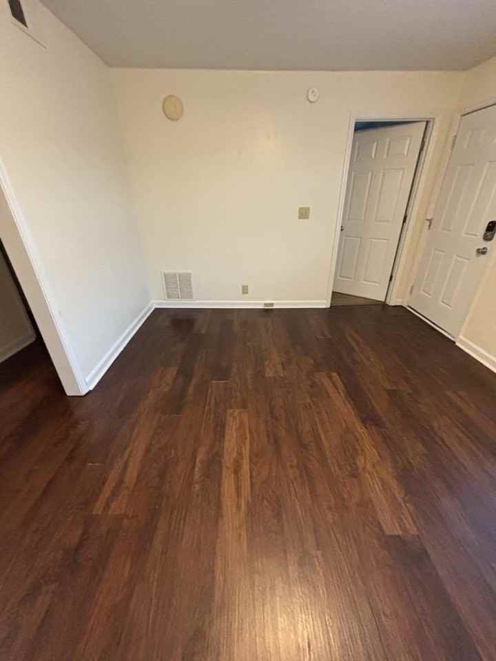 500 Skyline Dr - Photo 3 of 11