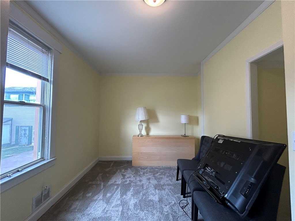 217 Arthur St #1 - Photo 5 of 13