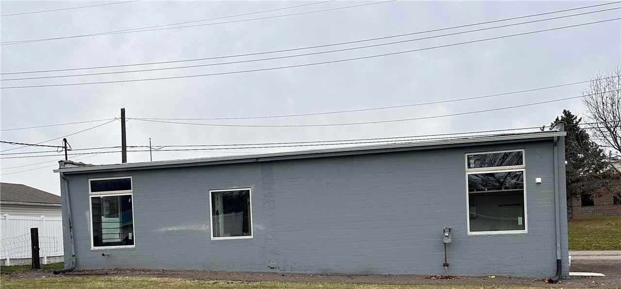 97 Clyde Street - Photo 7 of 17