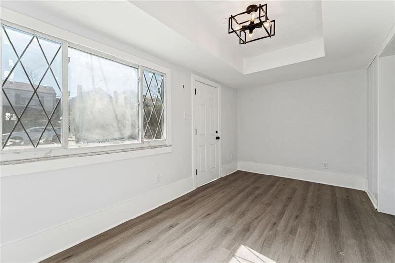 233 E 19th Ave - Photo 5 of 27