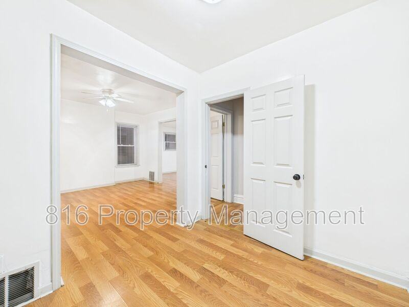 2710 Park Ave - Photo 4 of 28