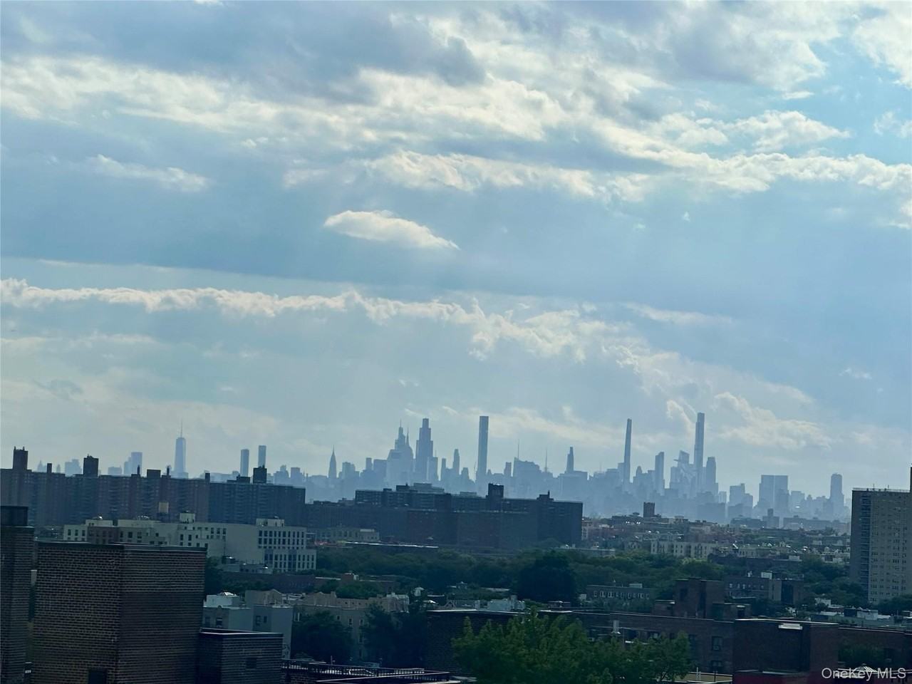 1521 Unionport Rd Apt 10g #10G - Photo 2 of 19