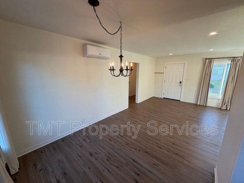 2344 Park Estates Dr - Photo 5 of 15