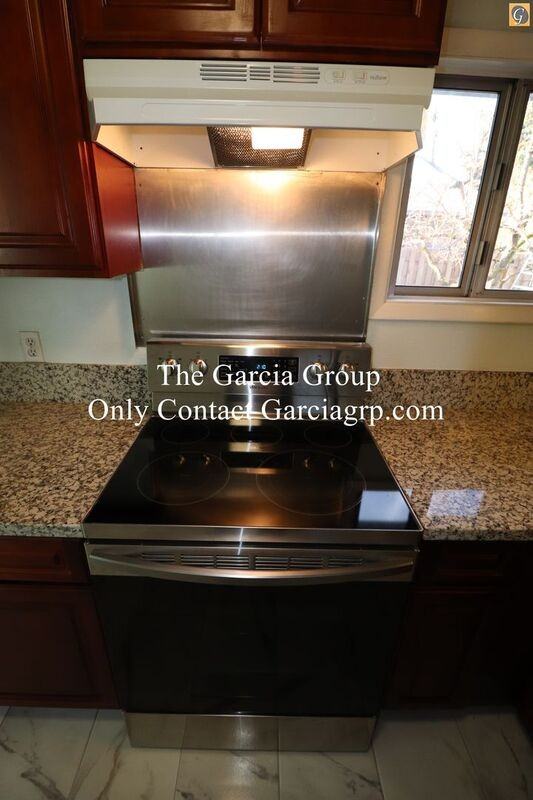 4505 Ne Emerson St - Photo 6 of 47