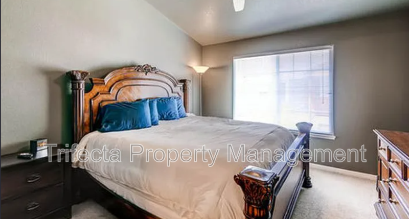 1288 Lake Cir ##12e - Photo 7 of 15