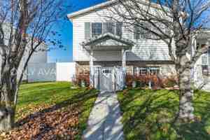 featured image of 2270 Wn #B
