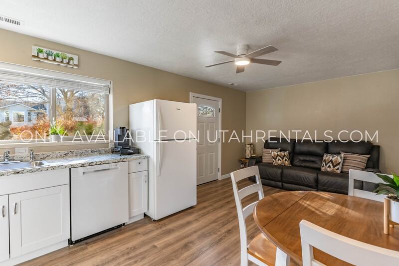 2270 Wn #B - Photo 7 of 14