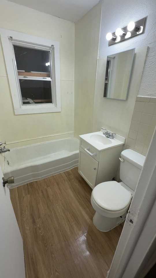 5217 South Youngs Boulevard - Photo 3 of 5