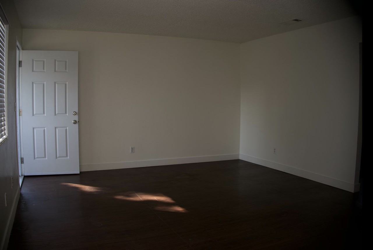 535 N 1st St #D - Photo 6 of 20