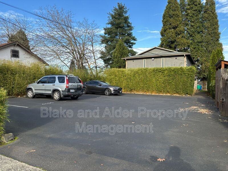 4101 Ne Killingsworth St - Photo 4 of 22