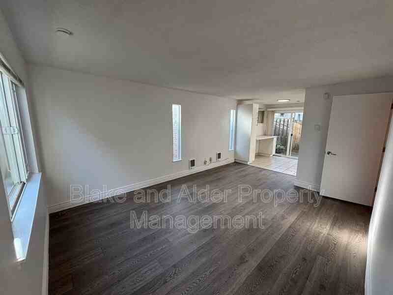 4101 Ne Killingsworth St - Photo 6 of 22