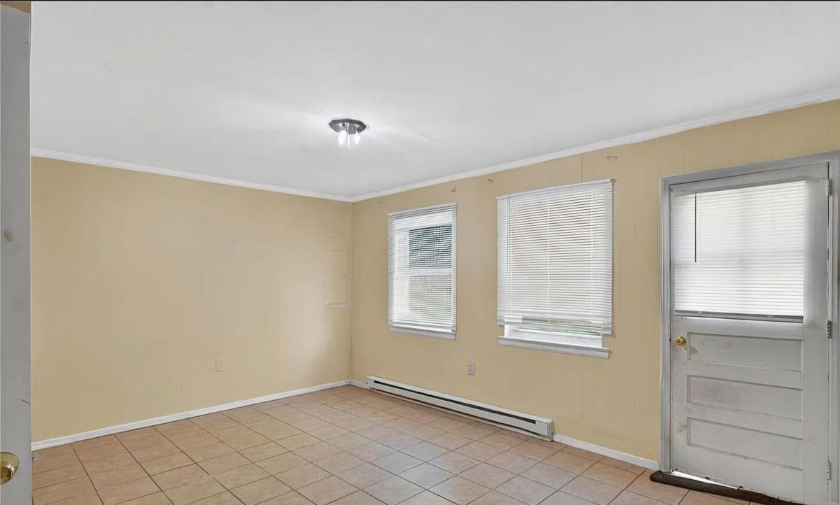 1831 South Church Street - Photo 2 of 7