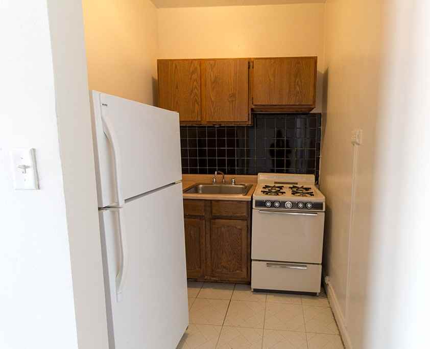 1050 W George St #110 - Photo 2 of 19