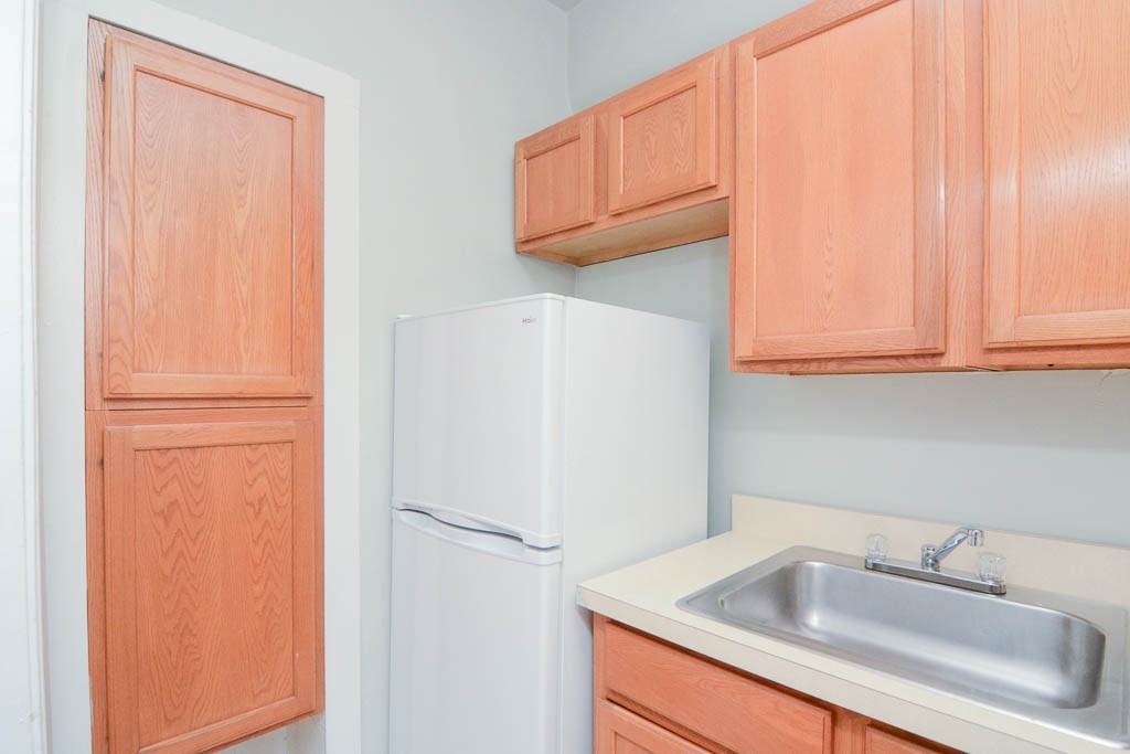 1164 North Dearborn Street #409 - Photo 3 of 16