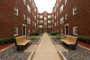 3246 North Clifton Avenue #1E - Photo 1 of 1