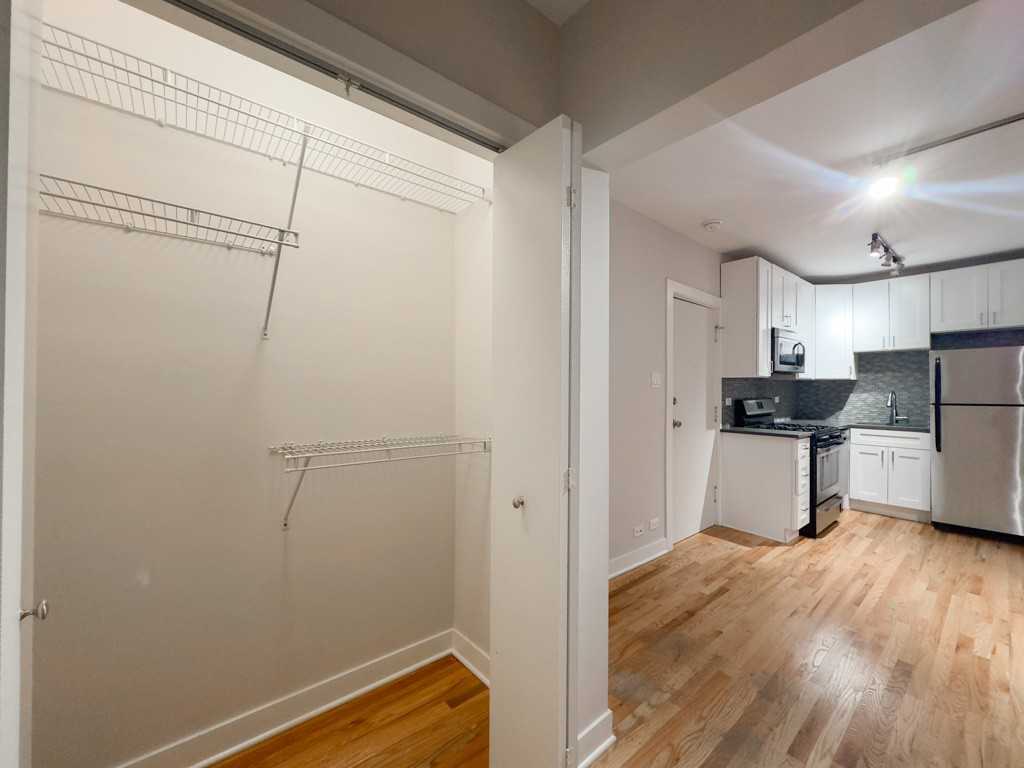 2420 N Kedzie Blvd #104 - Photo 4 of 21