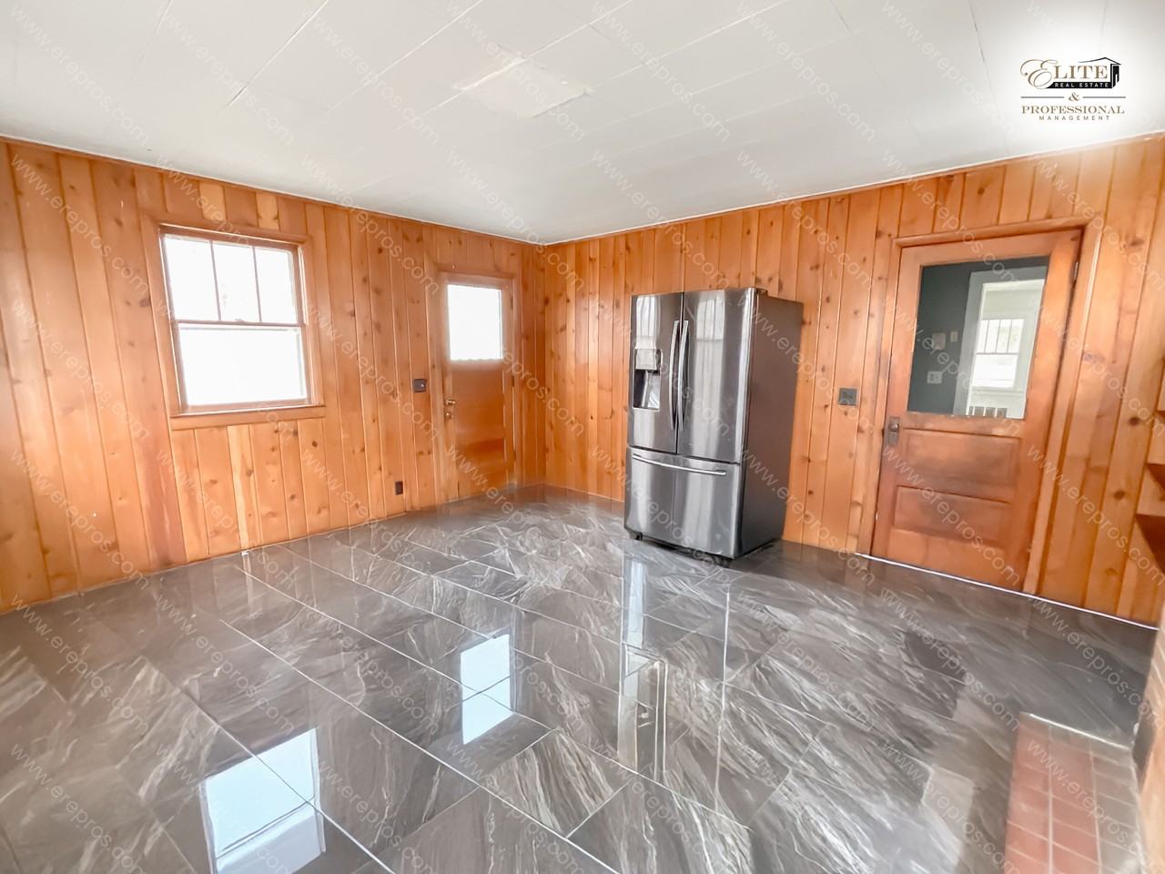 1521 Begole Street - Photo 6 of 17