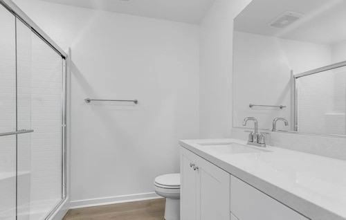 960 North Road #203 - Photo 2 of 10