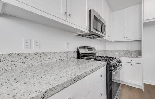 960 North Road #203 - Photo 7 of 10