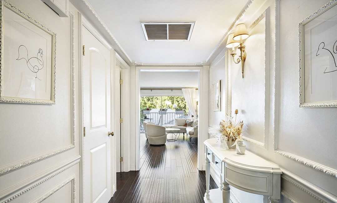 434 South Canon Drive #302