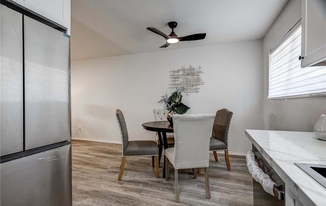 719 North Eucalyptus Avenue #5A - Photo 7 of 12