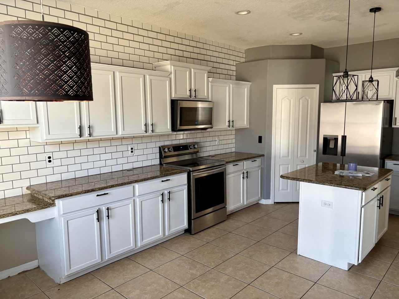 2111 Roanoke Springs Dr - Photo 2 of 22