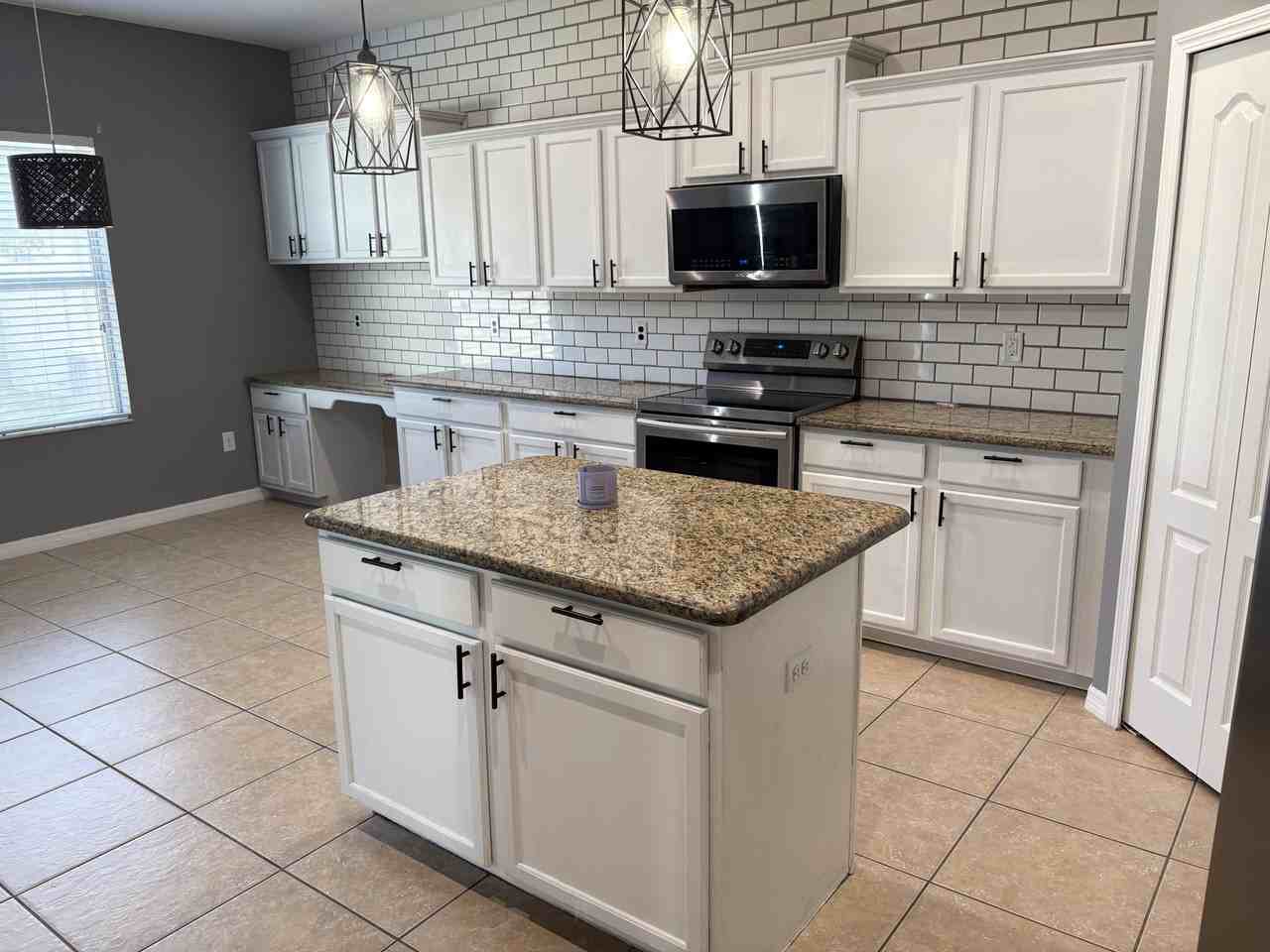 2111 Roanoke Springs Dr - Photo 3 of 22