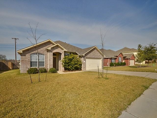 18924 Alnwick Castle Drive - Photo 3 of 39