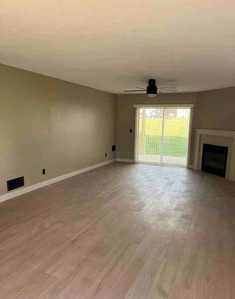 10000 Primrose Place #C - Photo 2 of 10