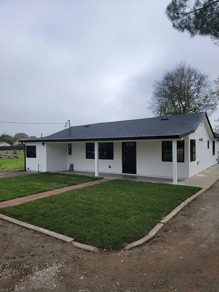 400 West Edmundson Avenue - Photo 3 of 10