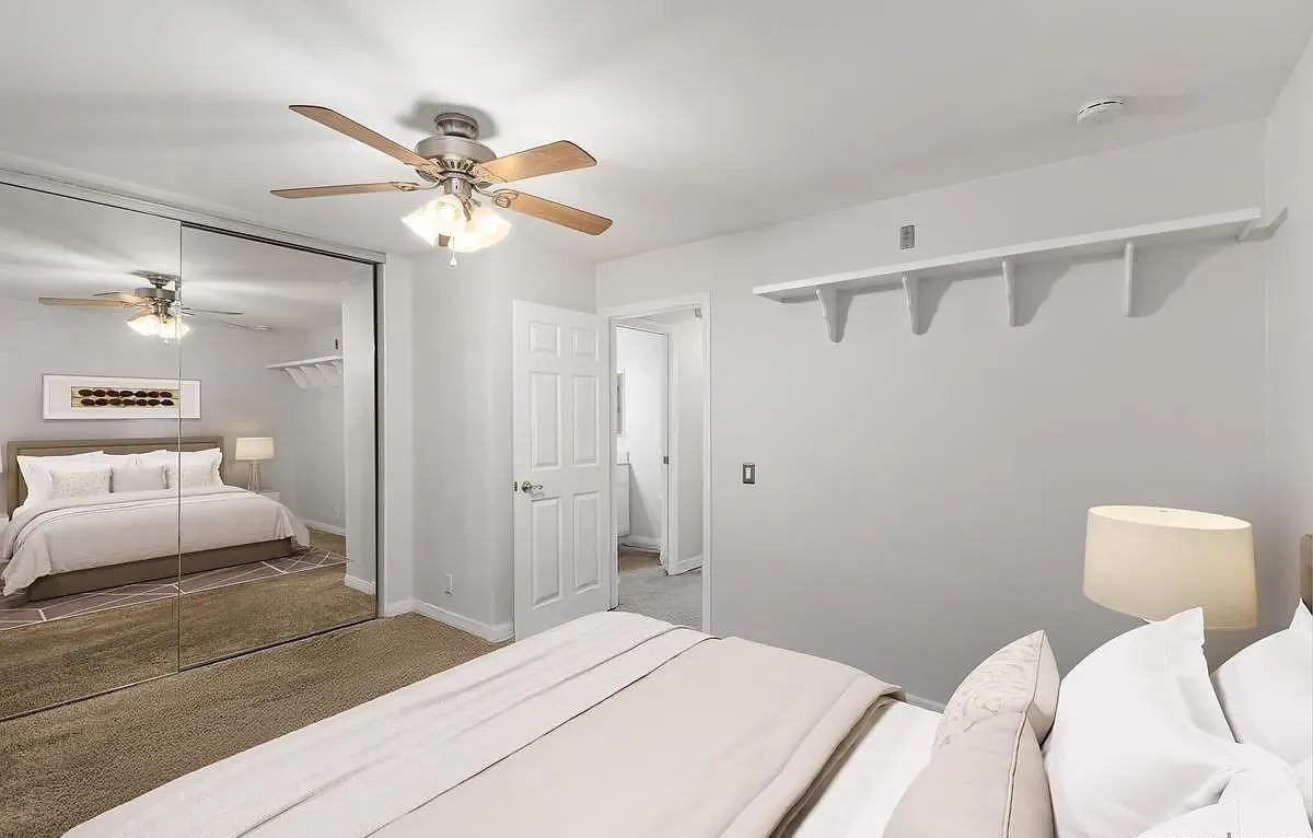 1124 Eureka St - Photo 3 of 21