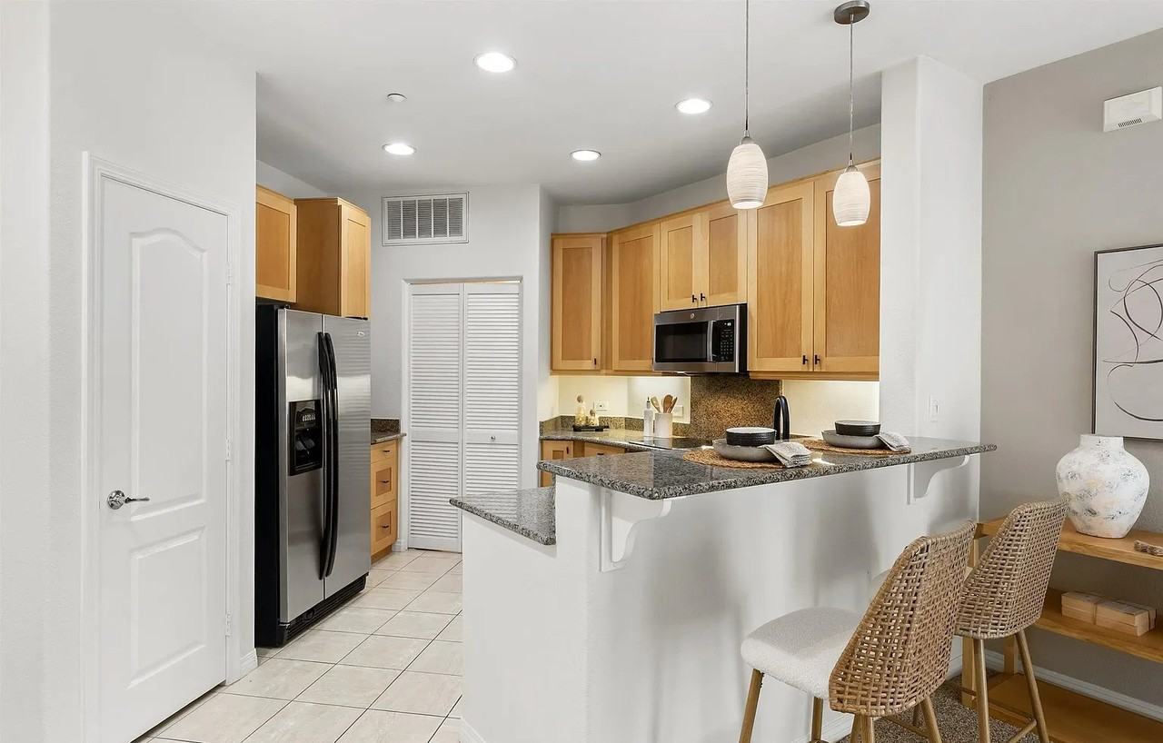 3950 Ohio St - Photo 3 of 30