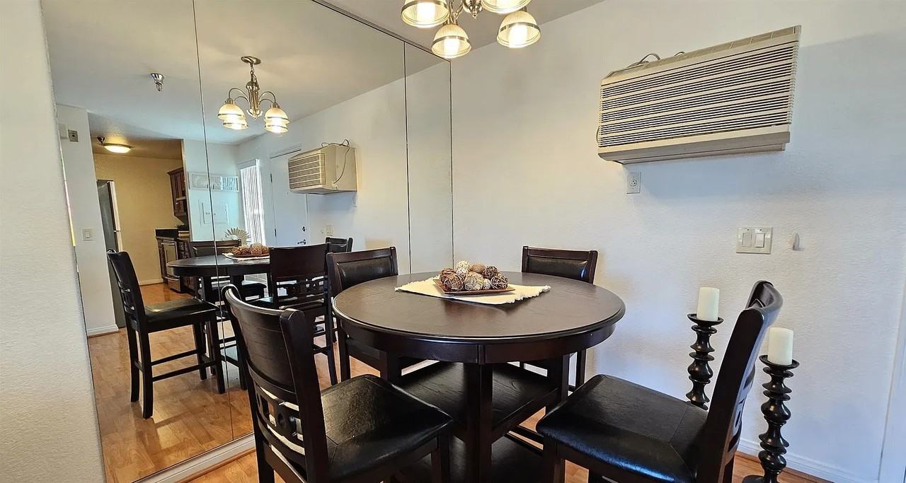 5252 Orange Ave - Photo 2 of 29