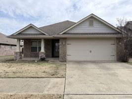 featured image of 711 River Landing Boulevard