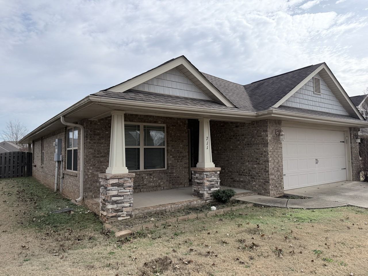 711 River Landing Boulevard - Photo 2 of 28