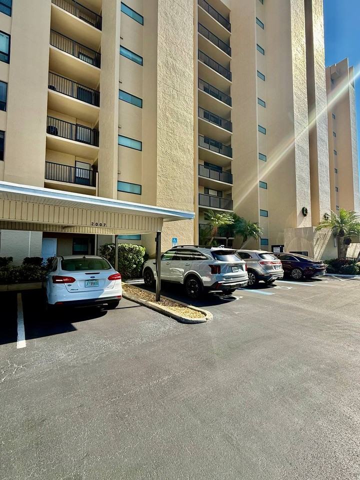 2620 Cove Cay Drive #1001 - Photo 3 of 37