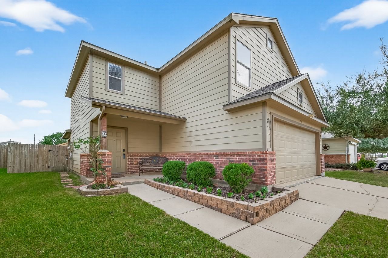 8311 Tartan Ct - Photo 4 of 48