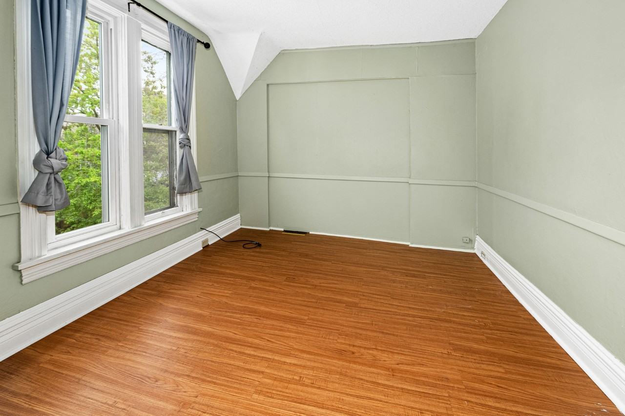 1521 Jefferson St #1 - Photo 5 of 28