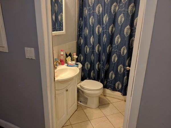 107 Library St #1 - Photo 4 of 11