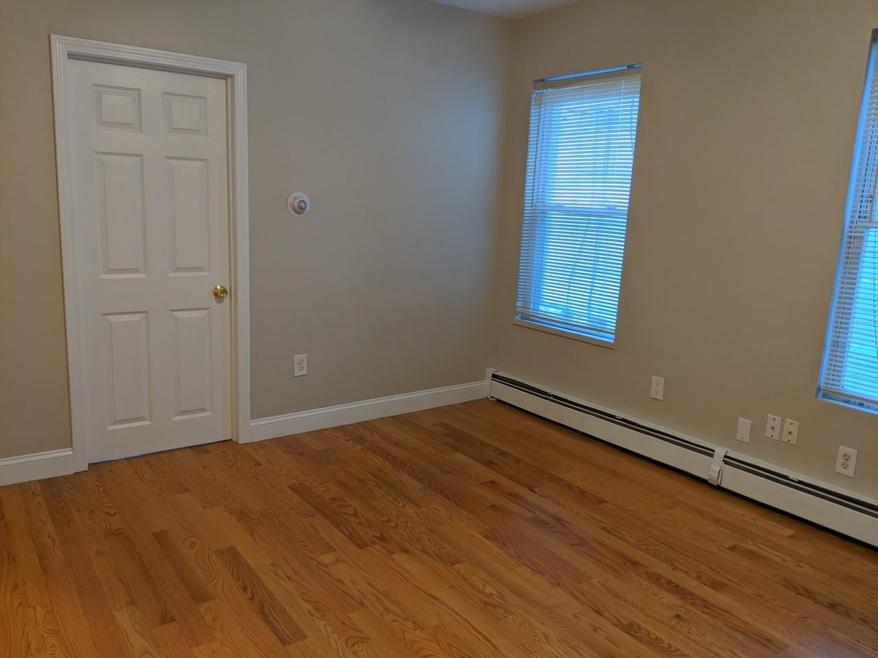 107 Library St #1 - Photo 7 of 11