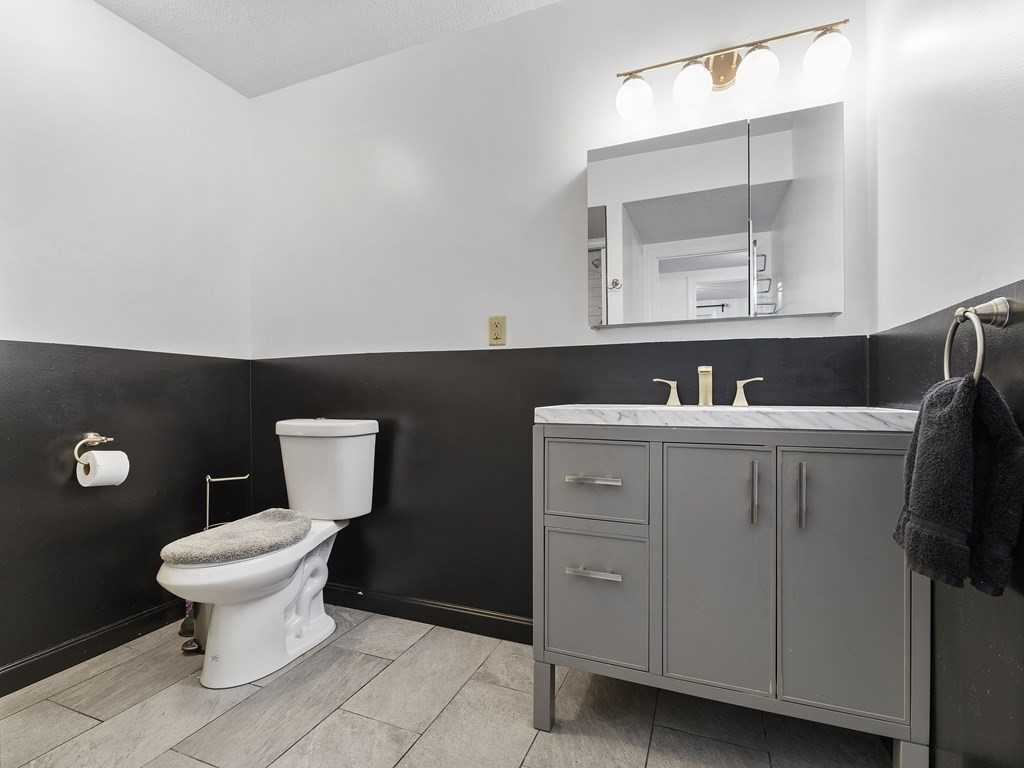 40 Cross St #2 - Photo 6 of 12