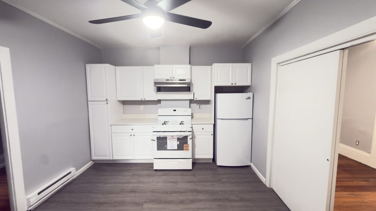 Cooper St #5 - Photo 2 of 10