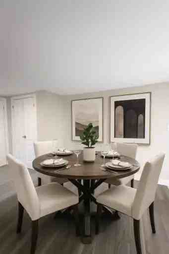 418 Lambton St - Photo 5 of 25