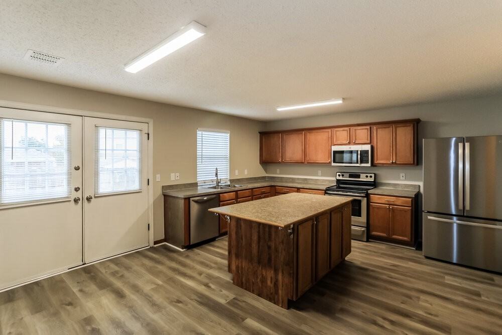 10173 Chapel Springs Trl - Photo 6 of 17